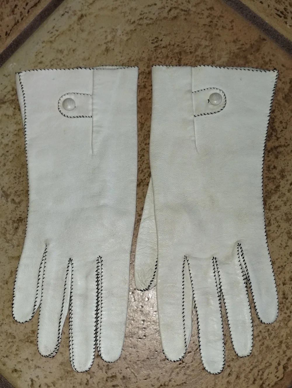 Vintage Leather Gloves